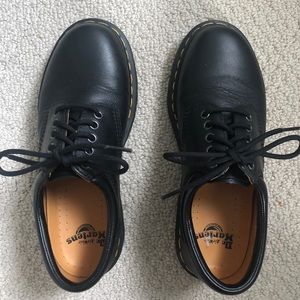 Doc Martin Oxford shoes